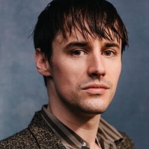 Reeve Carney